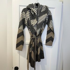 Like New Anthropologie Hopded Wrap Cardigan Sz Small